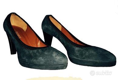 Décolleté in camoscio