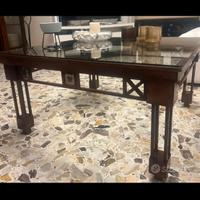 Tavolino in ferro battuto e vetro