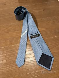 Ferragamo cravatta in seta azzurra
