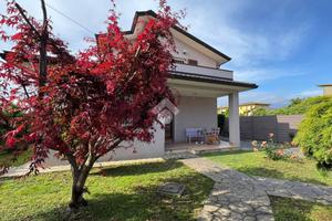 VILLA SINGOLA A BAGNOLO CREMASCO