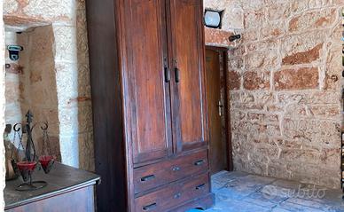 Armadio antico in legno madello -stile rustico