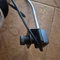 Lampada riscaldante per tartarughe o serra