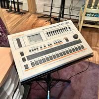 Roland TR-707