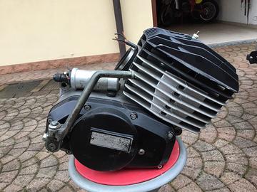 Motore fantic 125