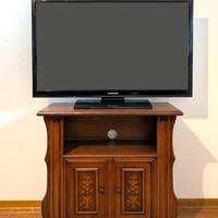 Mobile porta televisione in legno classico