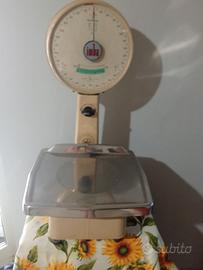 BILANCIA VINTAGE IMBA PERFETTAMENTE FUNZIONANTEE