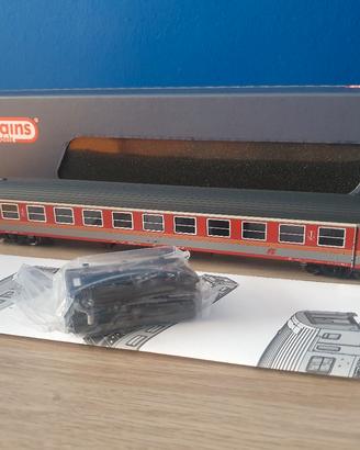 Carrozza 1a cl. MDVE Vitrains art  3092 illuminata