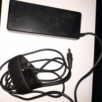 AC ADAPTOR TOSHIBA PA2301U-1ACA AC 100-220V/DC 15V