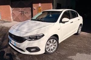 Fiat Tipo 1.3 Mjt 4 porte Easy