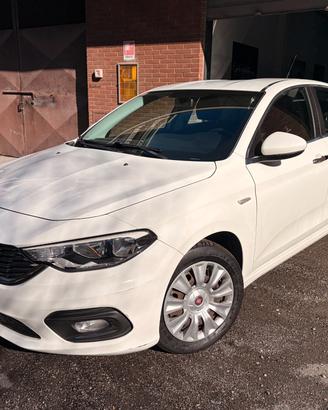 Fiat Tipo 1.3 Mjt 4 porte Easy