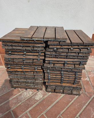 Piastrelle ad incastro