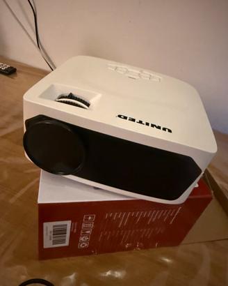Videoproiettore UNITED VP800
