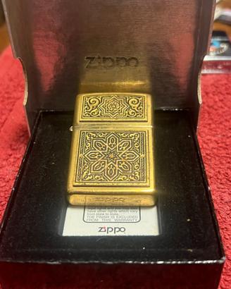 Zippo vintage 1995 in ottone