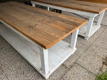 Tavolo artigianale in legno massello