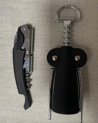 Set apribottiglie e cavatappi nero