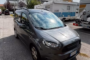 FORD Tourneo Courier 1.5 TDCI 75 CV Plus