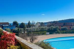 2 LOCALI A PADENGHE SUL GARDA