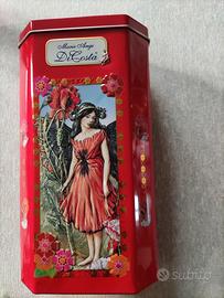 scatola in latta con carillon 