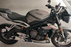 Triumph Street Triple RS