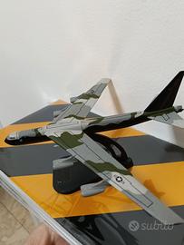 Modellini B52 mimetizzato Usa e aereo U2 Usa