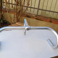 Manubrio e attacco Cinelli