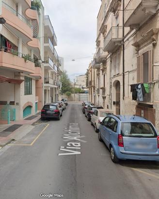 Posto auto in garage in Via Alchimia - Gravina in