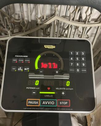 CYCLETTE BICI TECHNOGYM NUOVA+ BRACCIALE