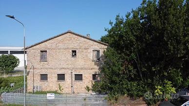 TER. RESIDENZIALE A PINETO