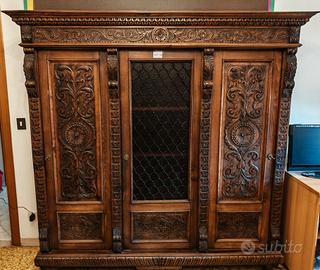 mobile stile rinascimento 