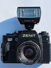 Macchina fotografica ZENIT 122