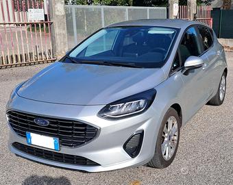 Ford Fiesta Hybrid 125 cv, full optional perfetta