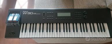ROLAND W- 30