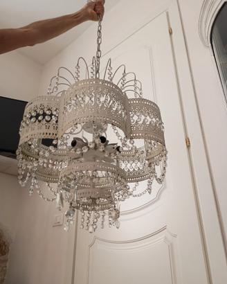 Lampadario stile shabby chic 