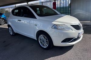 Lancia Ypsilon 1.2 69 CV 5 porte Silver
