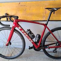 bici strada trek emonda