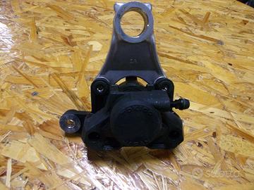 Pinza posteriore suzuki gsxr 600/750 k1 k2