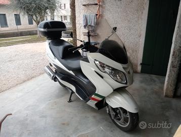 Suzuki Burgman 400 - 2010