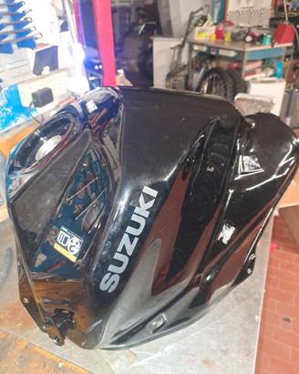 Serbatoio suzuki gsxs 1000gx