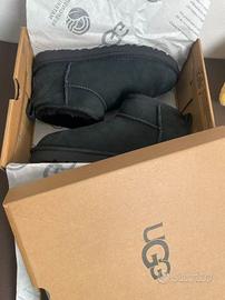 UGG nere 40 nuove.
