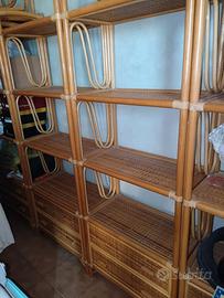 Libreria in Rattan Naturale – Eleganza e Calore