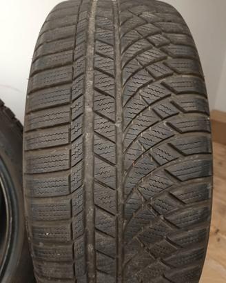 Pneumatici  invernali 225/45 R19