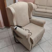 Poltrona motorizzata reclinabile