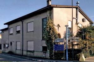Immobile in asta di 308 m² con più di 5 locali a S