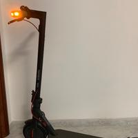 XIAOMI Monopattino elettrico