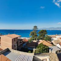 Gallico marina villa casa autonoma con giardino