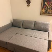 Divano Ikea con chaise-longue