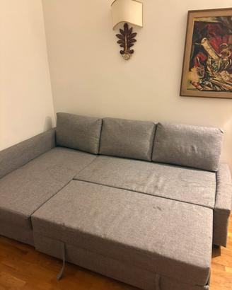 Divano Ikea con chaise-longue