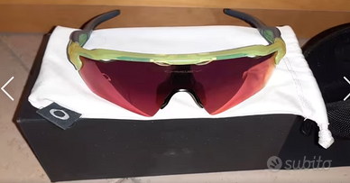 Oakley radar ev path xs giallo primz