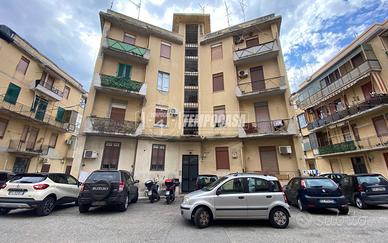 Trilocale oltre accessori in Via Marecchia