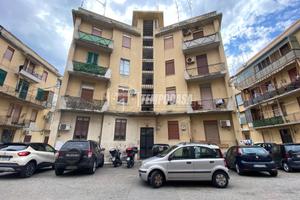 Trilocale oltre accessori in Via Marecchia